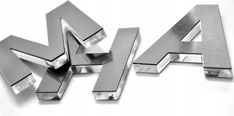 LITERA Z PLEXI O WYSOKOŚCI 10 cm LITERA Z PLEXI O WYSOKOŚCI 10 cm