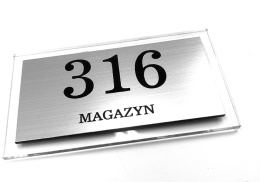 Tabliczka 12x7 cm Laminat + plexi Grawer