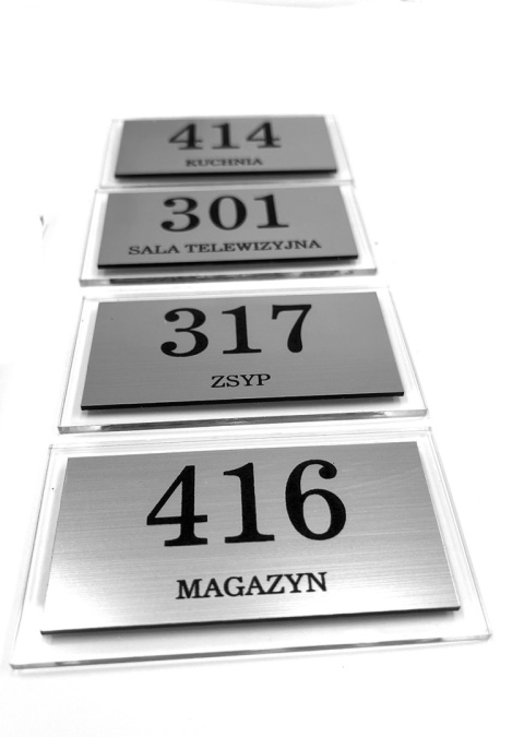 Tabliczka 12x7 cm Laminat + plexi Grawer